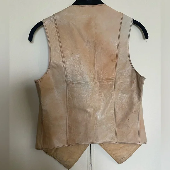 Vintage Italian Lambskin Leather Vest in Nude/Beige - Picture 10 of 12